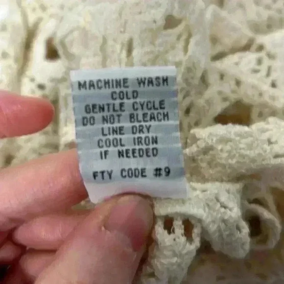 100% cotton, crochet open knit size medium crop top fiber rebellion - Picture 9 of 9